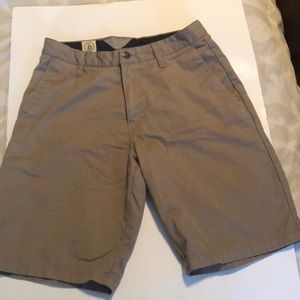 Volcom men’s shorts khaki color sz 30